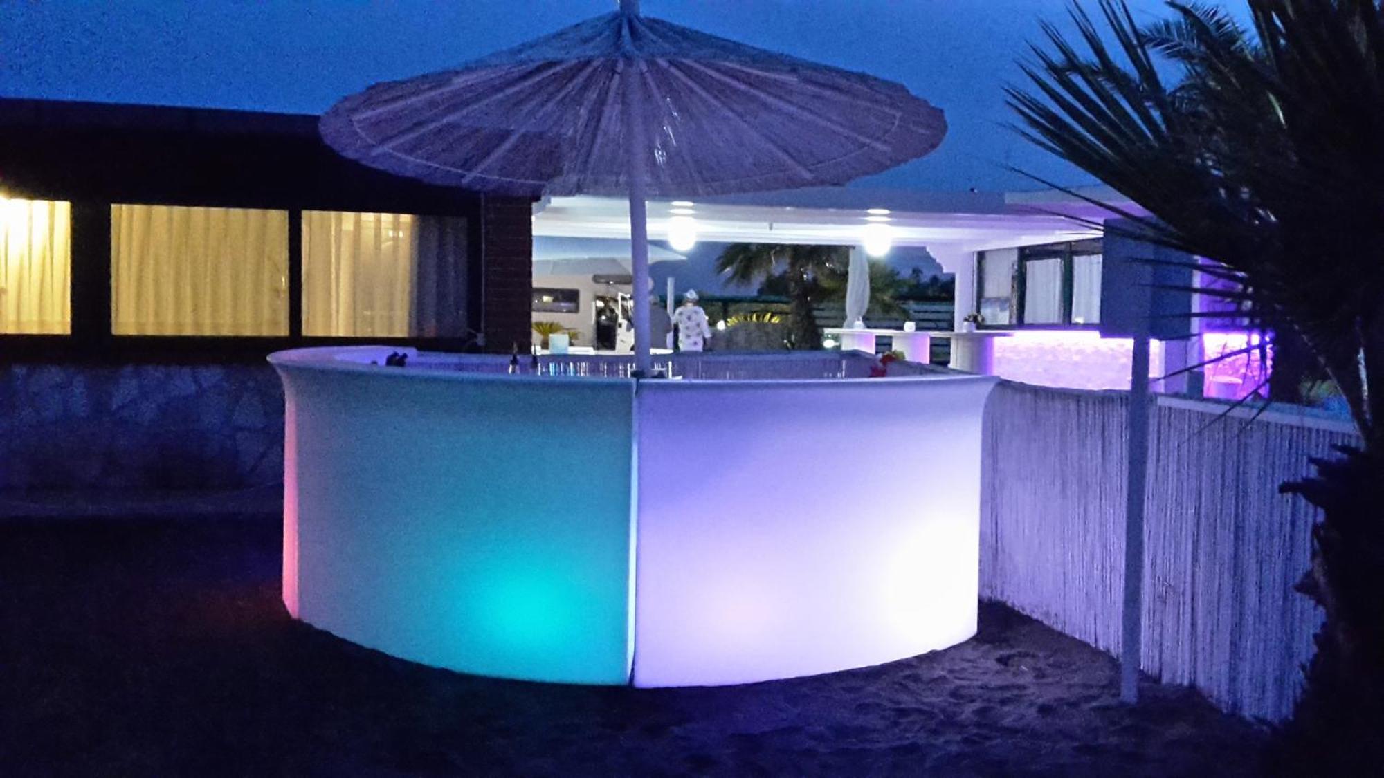 Hotel Baywatch à Margherita Di Savoia Extérieur photo